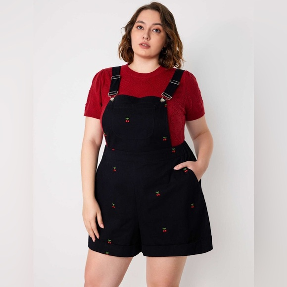 Cider Plus size Cherry Embroidery Pocket Buckle up romper size 3X in black - Picture 1 of 13